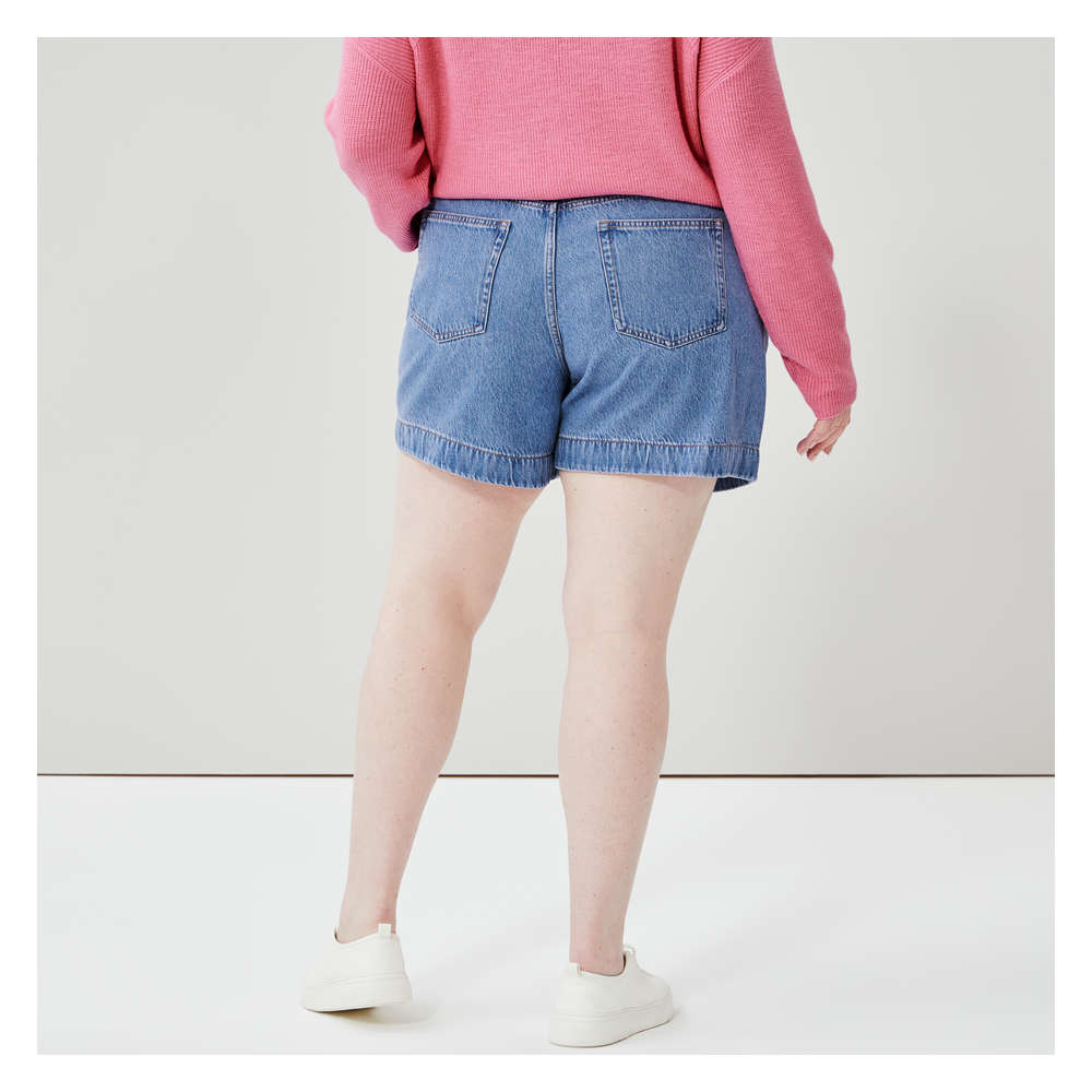 Women+ Pleated Denim Short